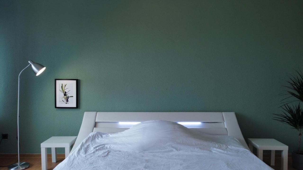 Budget Suite Mit Balkon - Privatzimmer In Wohnung - Netflix & Minibar Inklusive Koblencja Zewnętrze zdjęcie